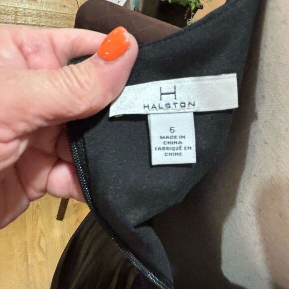 Halston Black A-Line Midi-Dress Spaghetti Strap Pleated Skirt Women Size 6 NWT - Picture 11 of 13